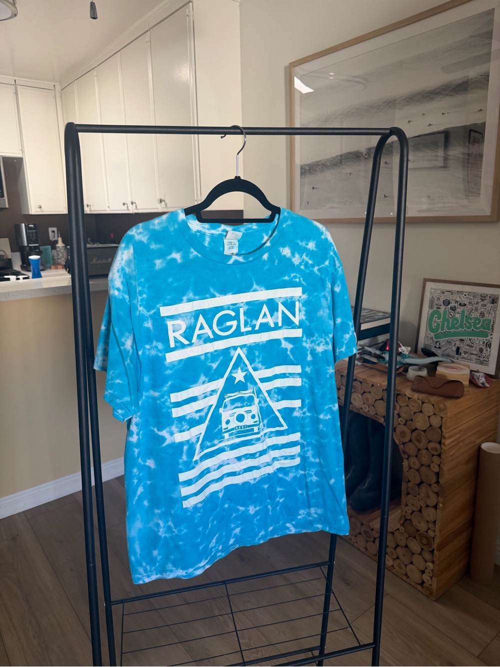 Men's Raglan New Zealand Surf Camper Van Tie-Dye T-Shirt – Custom Hand Dyed Blue